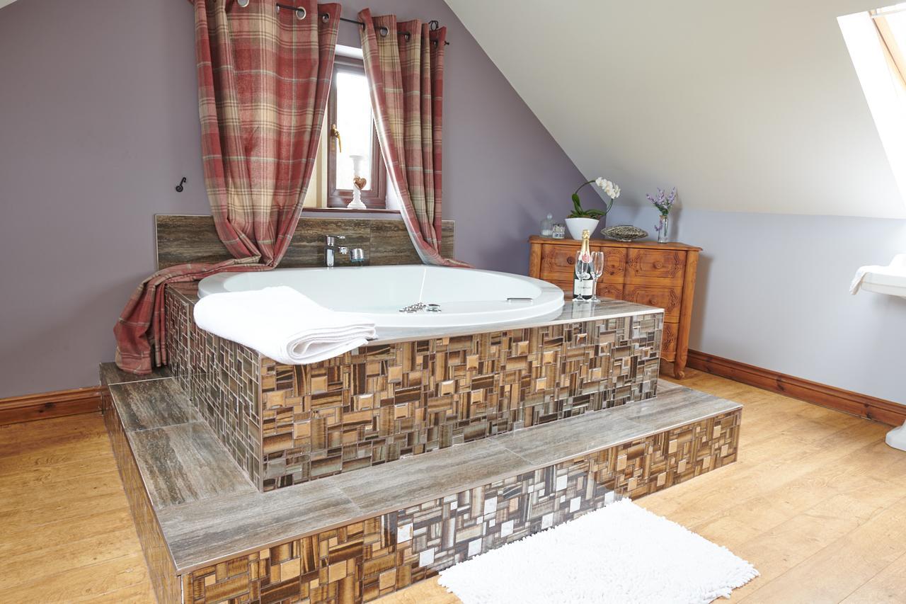 Farm View Hall Bed And Breakfast Harrogate Exterior foto